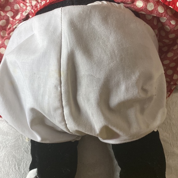 Large Minnie Mouse Stuffed Animal - Picture 7 of 8